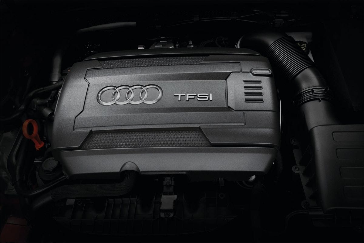 File:Audi A3 8V Ambition design selection capriorange 2.0 TDI