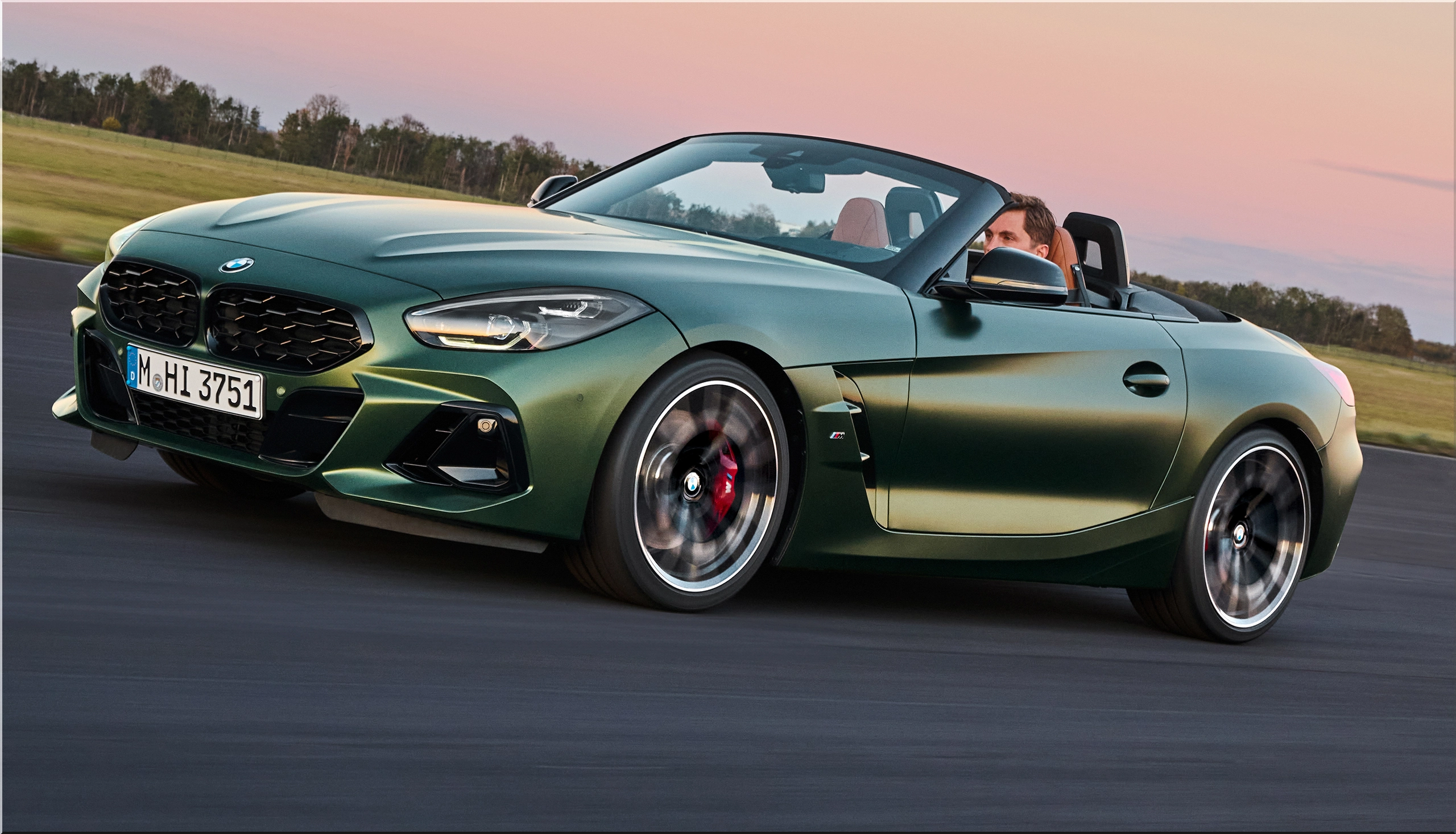 BMW Z4 M40i Gets a Manual Transmission for 2025 Spare Wheel