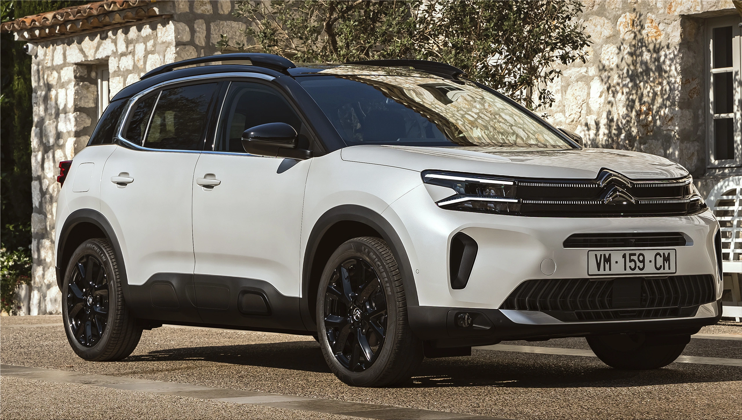 Citroen C5 Aircross facelift: prices, specification and CO2 emissions