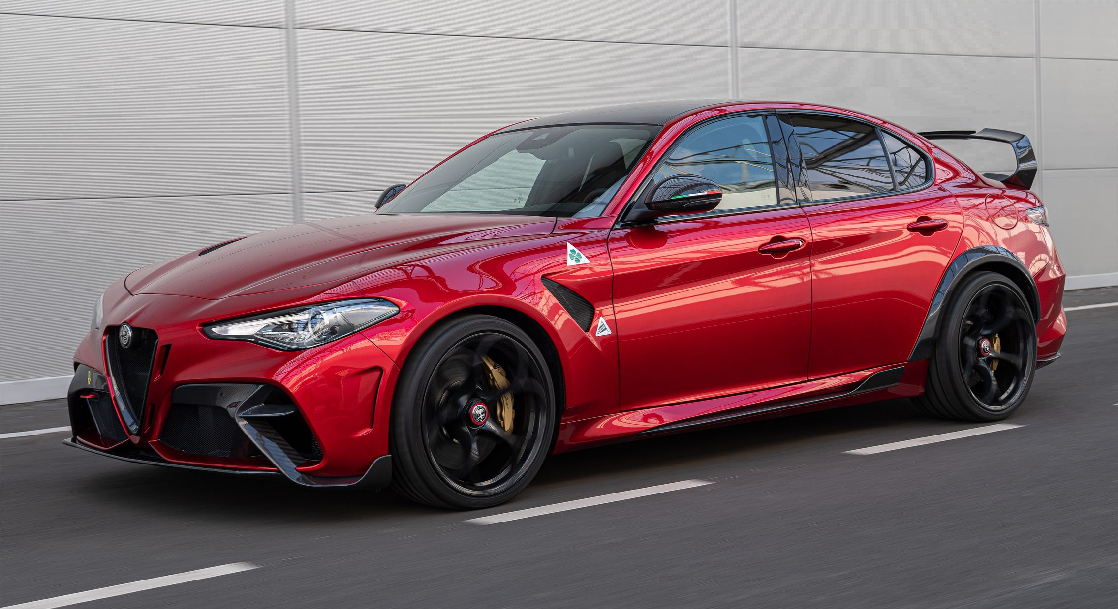 Alfa Romeo Giulia GTAm 2020 sports car  a09