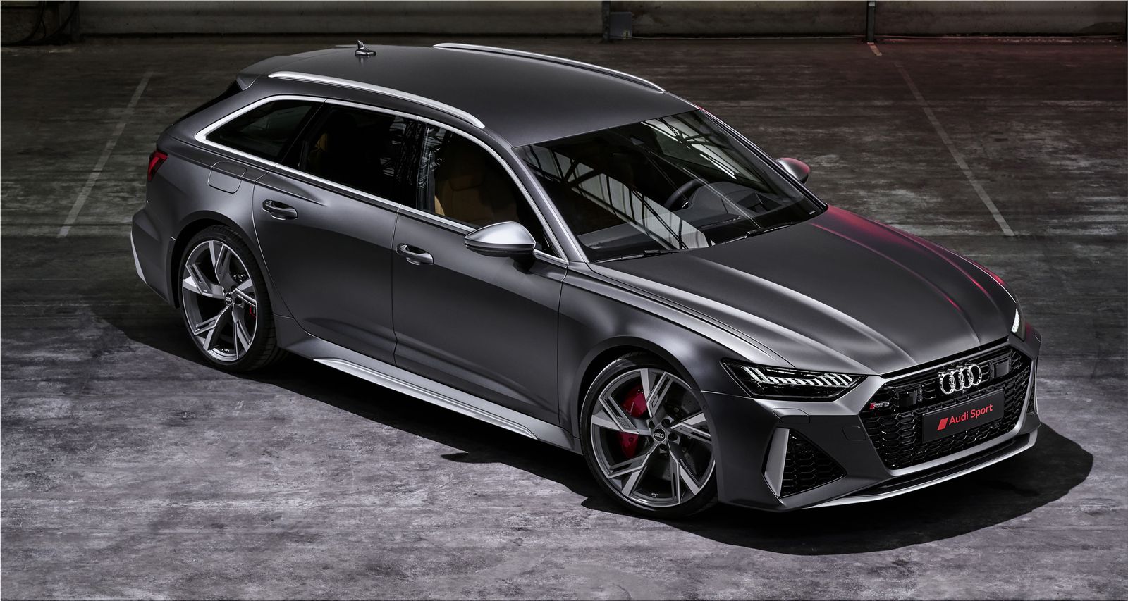 Audi RS6 Avant 4.0liter biturbo V8 engine with 600 hp / 800 Nm