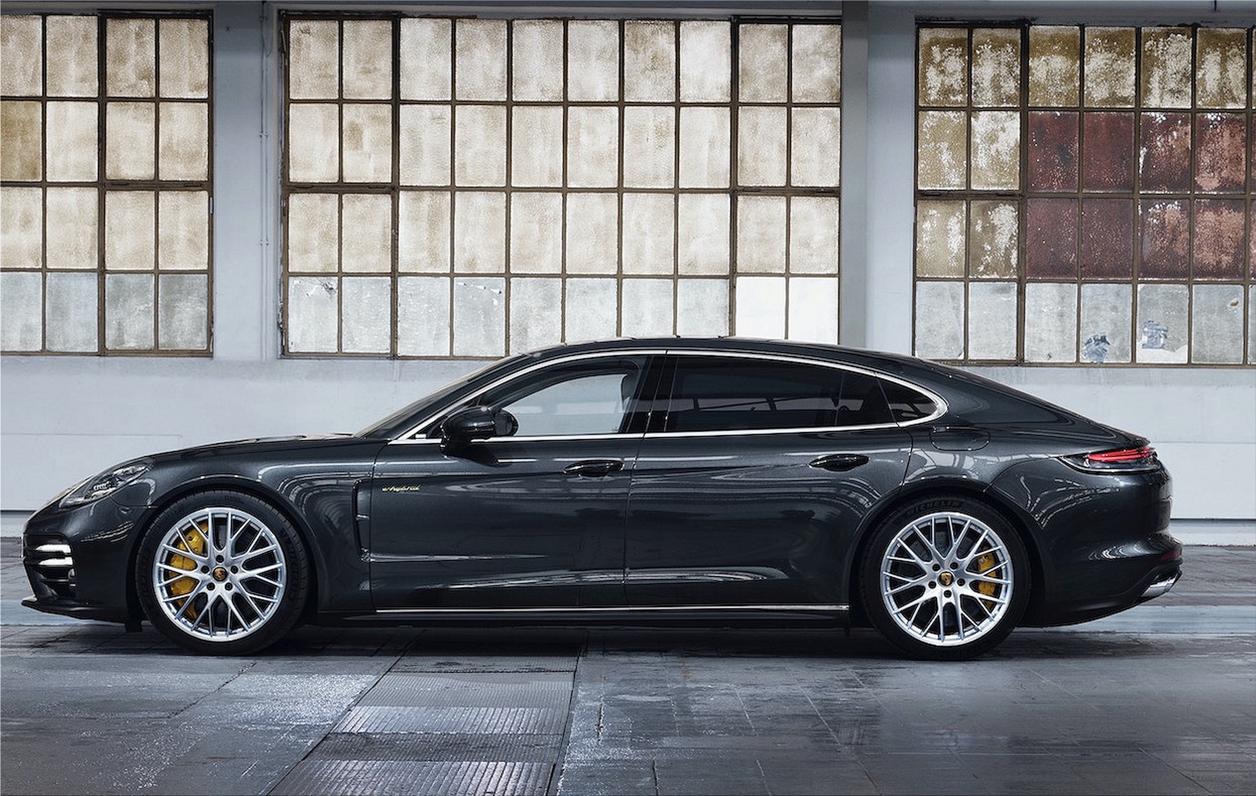 The new Porsche Panamera Turbo S EHybrid has 700 hp Spare Wheel