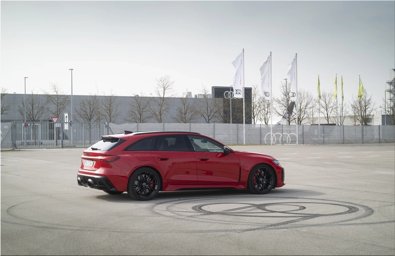 Audi RS 5 Hybrid
