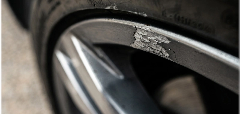 Curb-rash on wheels