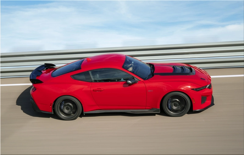 2026 Ford Mustang Dark Horse SC