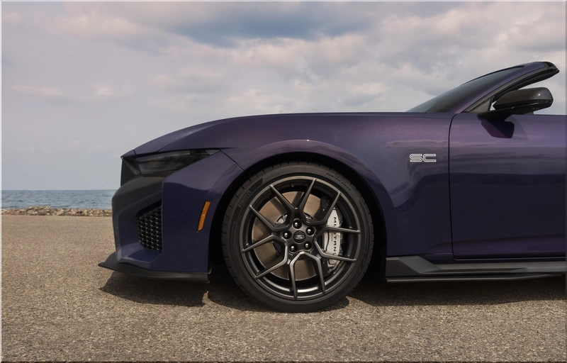 Ford Mustang Dark Horse SC Convertible