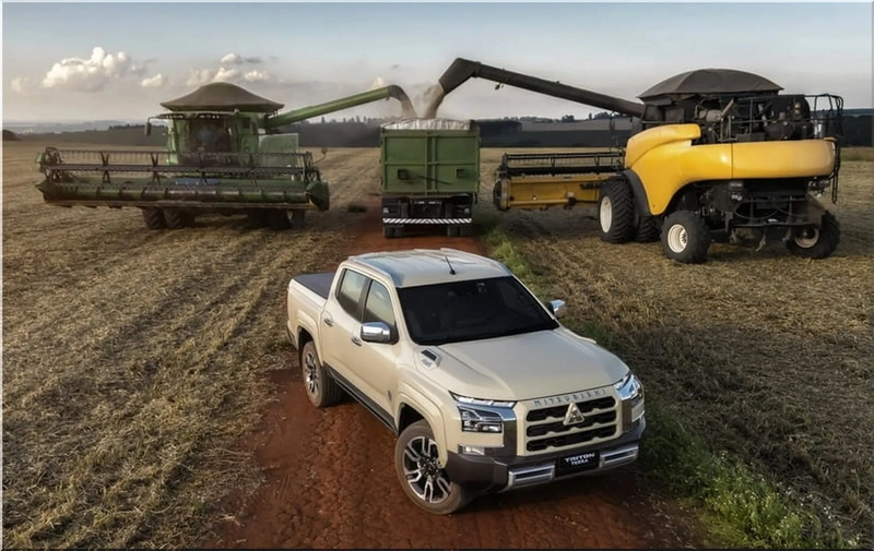 Mitsubishi Triton Terra