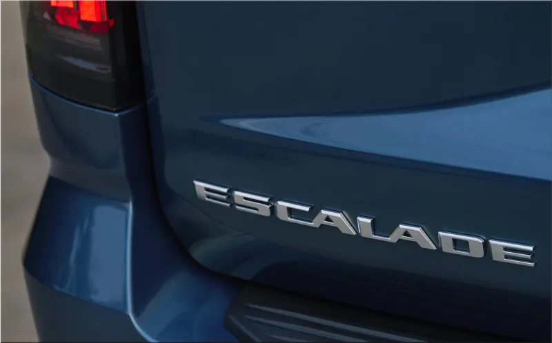 2025 Cadillac Escalade:
