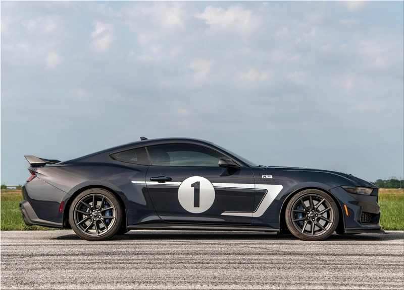 Hennessey H850 Mustang Dark Horse