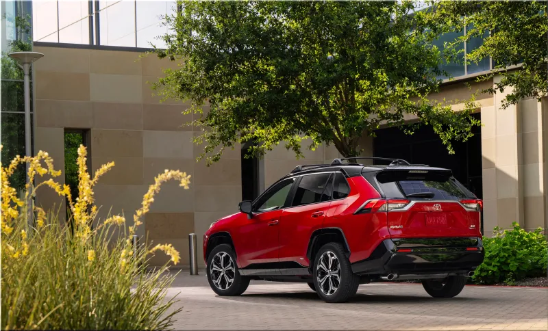 2025 Toyota RAV4 PHEV
