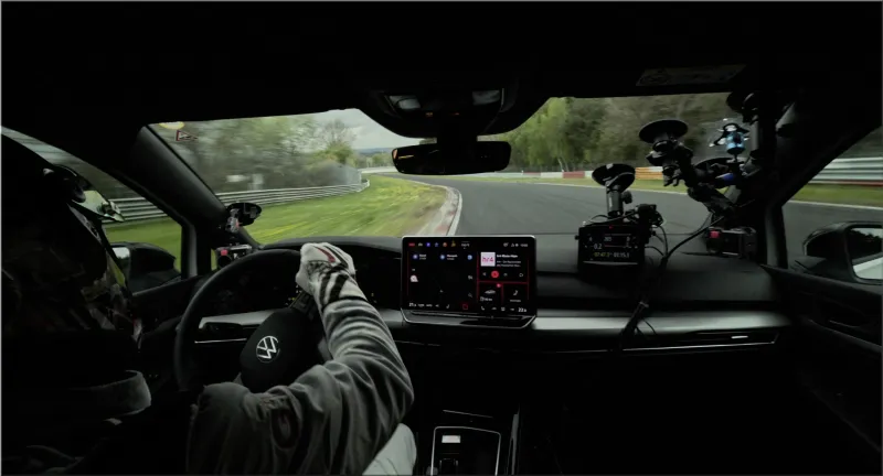 Volkswagen Golf GTI Edition 50