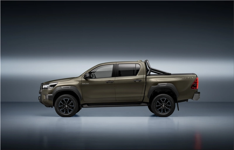 Toyota HiLux Hybrid 48V