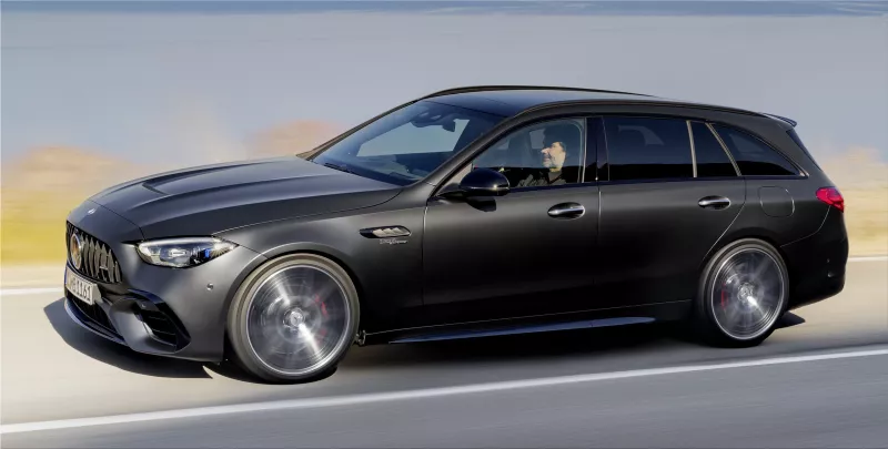 Mercedes-AMG C 63 SE PERFORMANCE