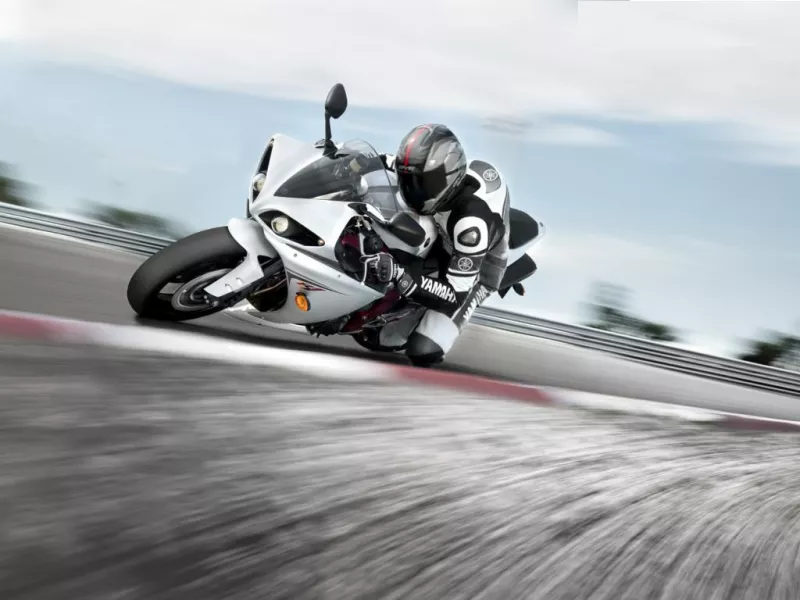Yamaha YZF-R1