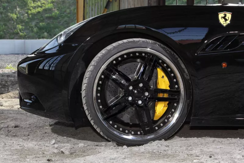 Exclusive accessories for the California Spider