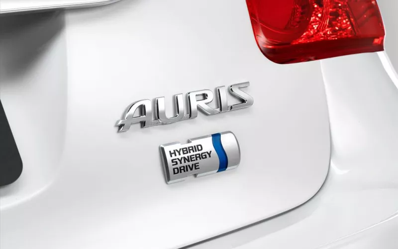 Toyota Auris Hybrid Concept