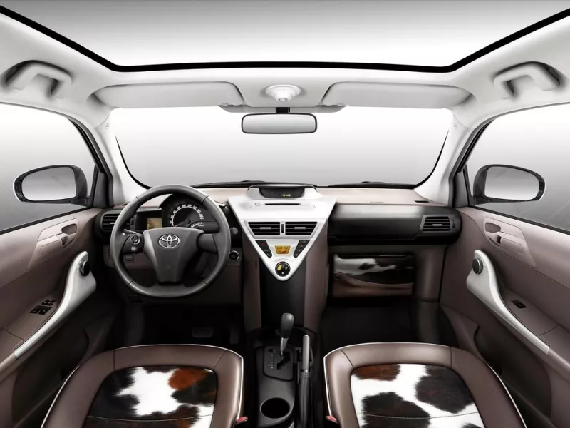 Toyota iQ