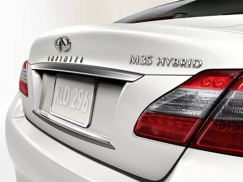 Infiniti M35 Hybrid