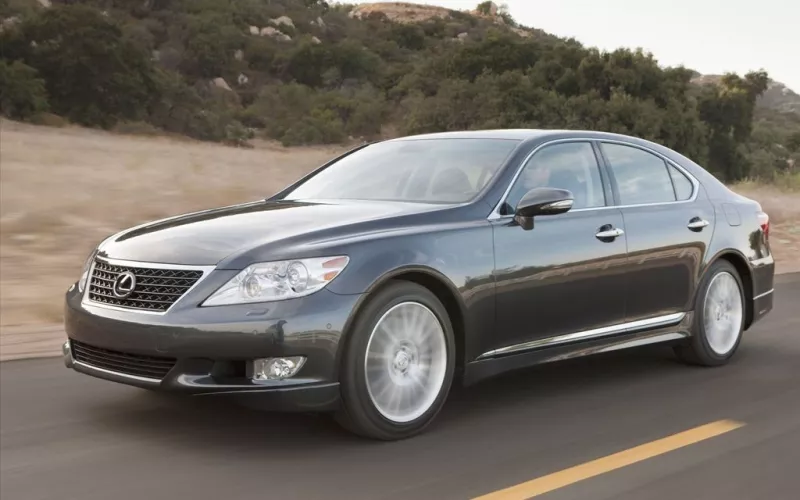 Lexus LS 460