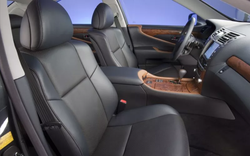 Lexus LS 460