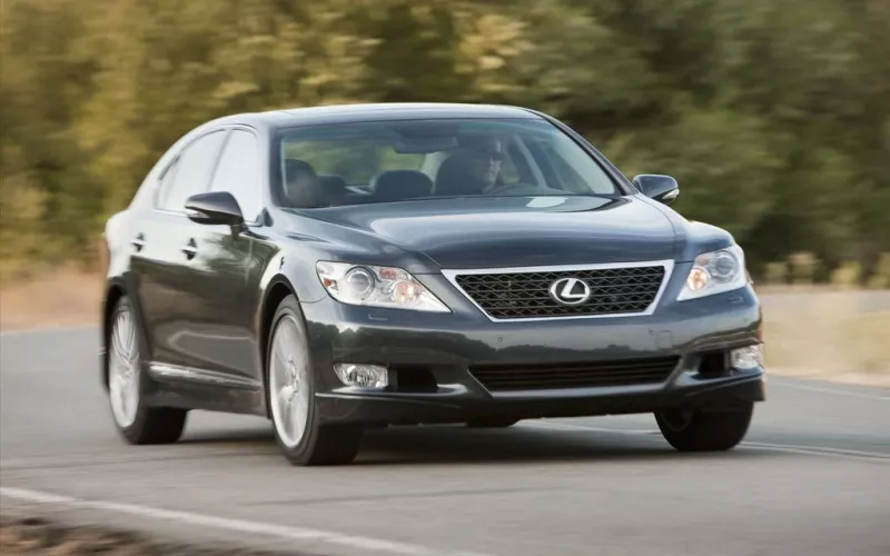 Lexus LS