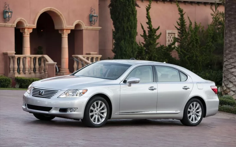 Lexus LS 460