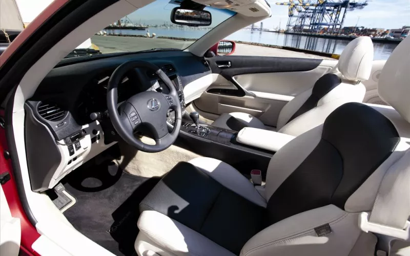 Lexus IS 350C