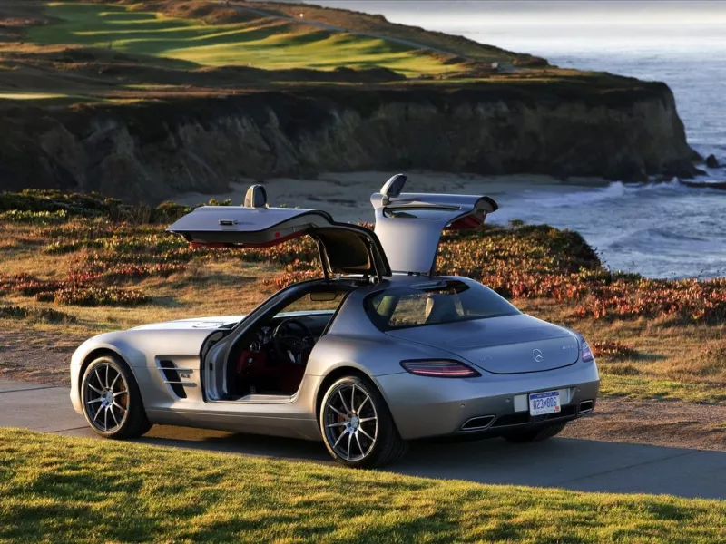 Mercedes-Benz SLS AMG Gullwing