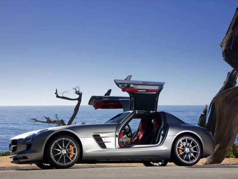 Mercedes-Benz SLS AMG Gullwing