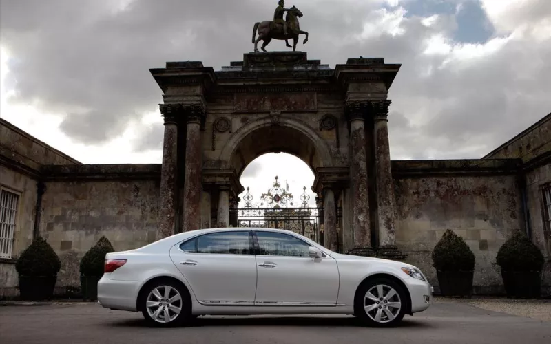 Lexus LS 600H