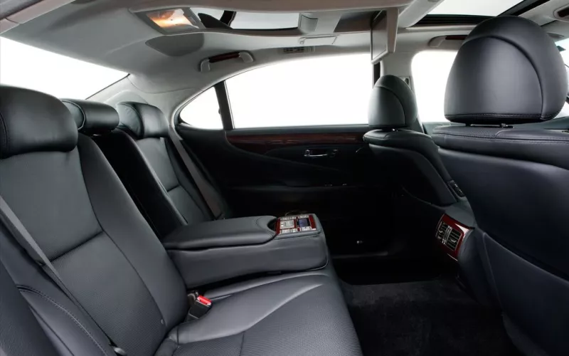Lexus LS 600H