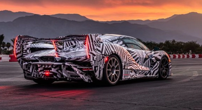 McLaren Saber
