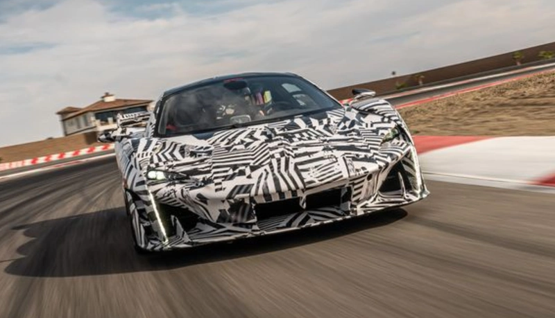 McLaren Saber