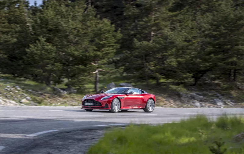 Aston Martin DB12 Hyper Red
