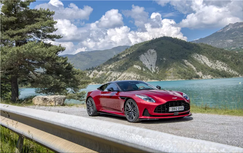 Aston Martin DB12 Hyper Red