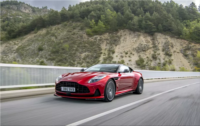 Aston Martin DB12 Hyper Red