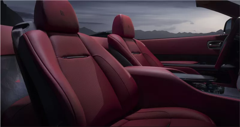 Rolls-Royce La Rose Noire Droptail