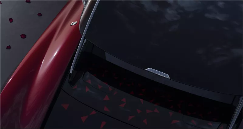 Rolls-Royce La Rose Noire Droptail