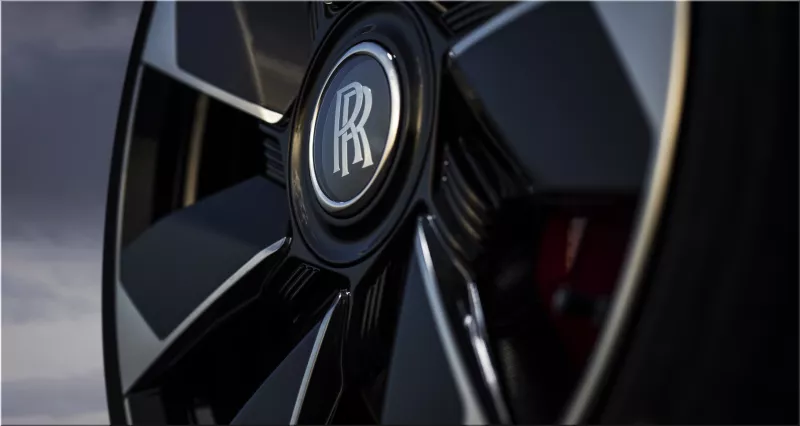 Rolls-Royce La Rose Noire Droptail