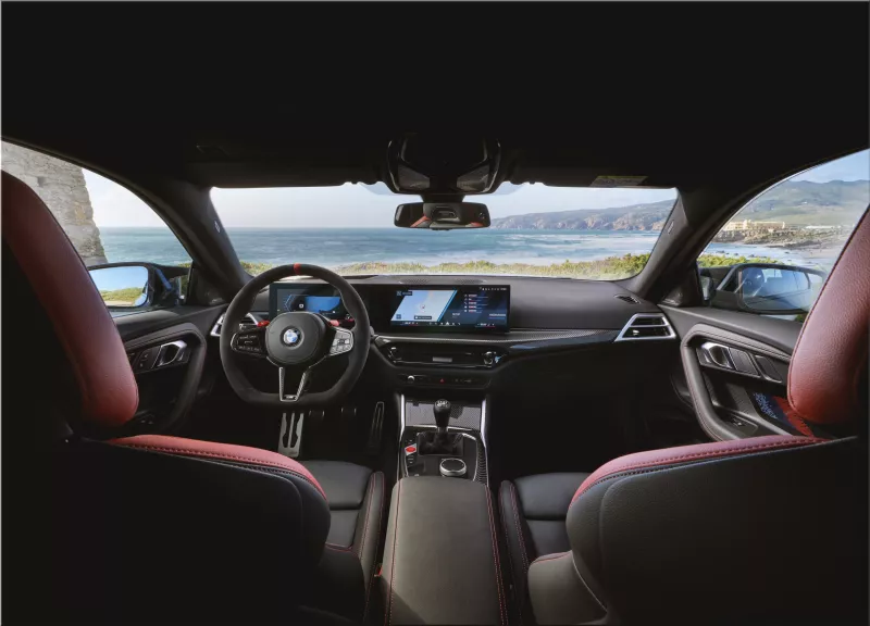 2025 BMW M2