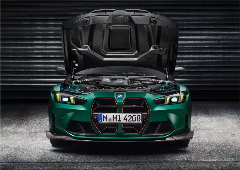 BMW M4 CS