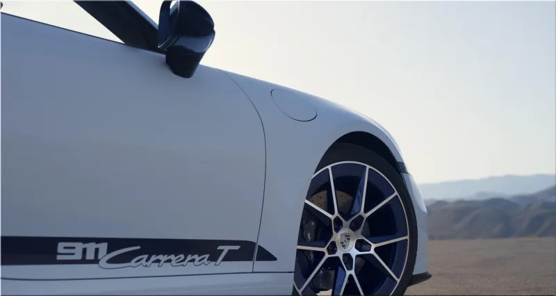2025 Porsche 911 Carrera T