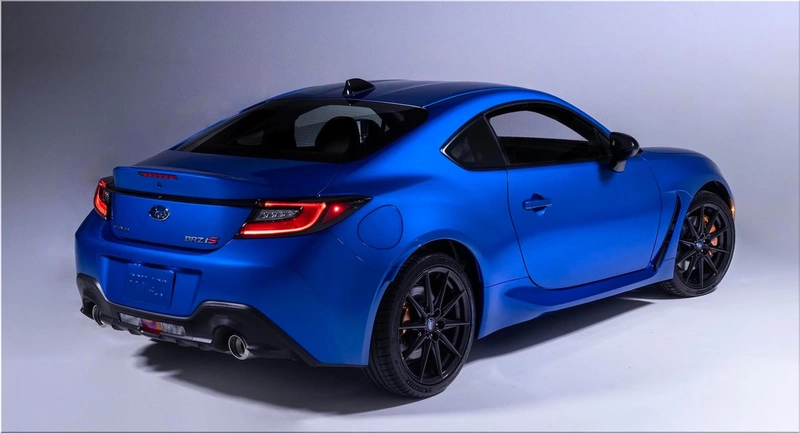 2025 Subaru WRX tS