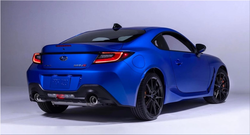 2025 Subaru WRX tS