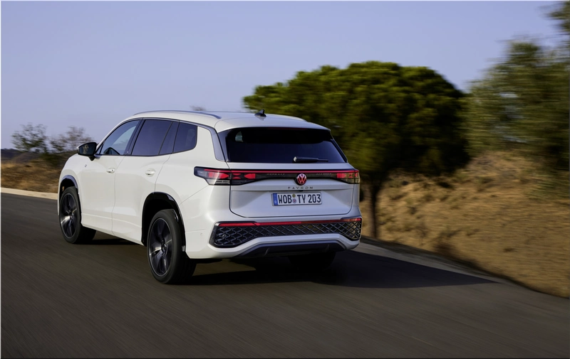 Volkswagen Tayron crossover SUV