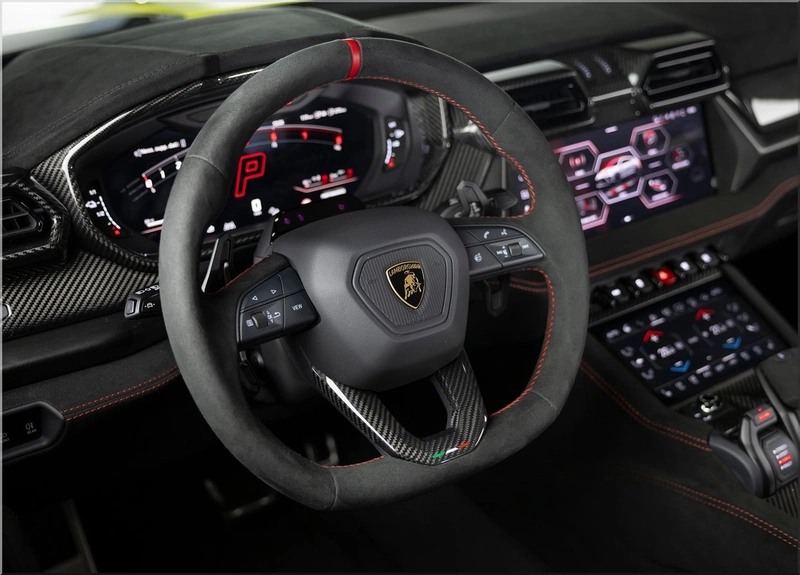 Lamborghini Urus SE Performante