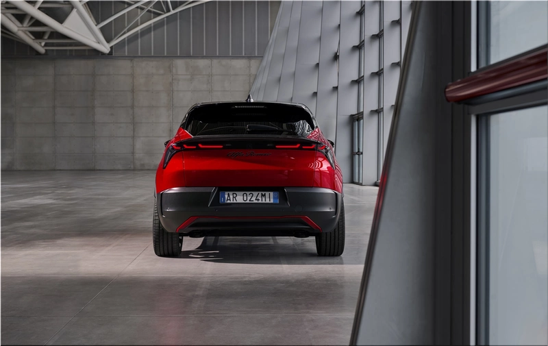 Alfa Romeo Junior Ibrida