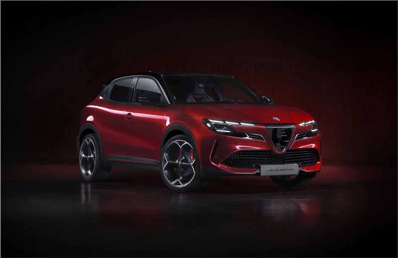 Alfa Romeo Junior Ibrida
