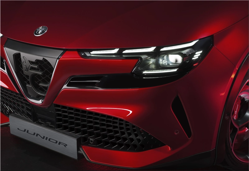 Alfa Romeo Junior Ibrida