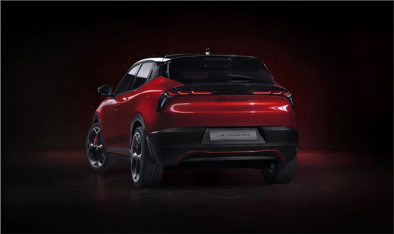 Alfa Romeo Junior Ibrida